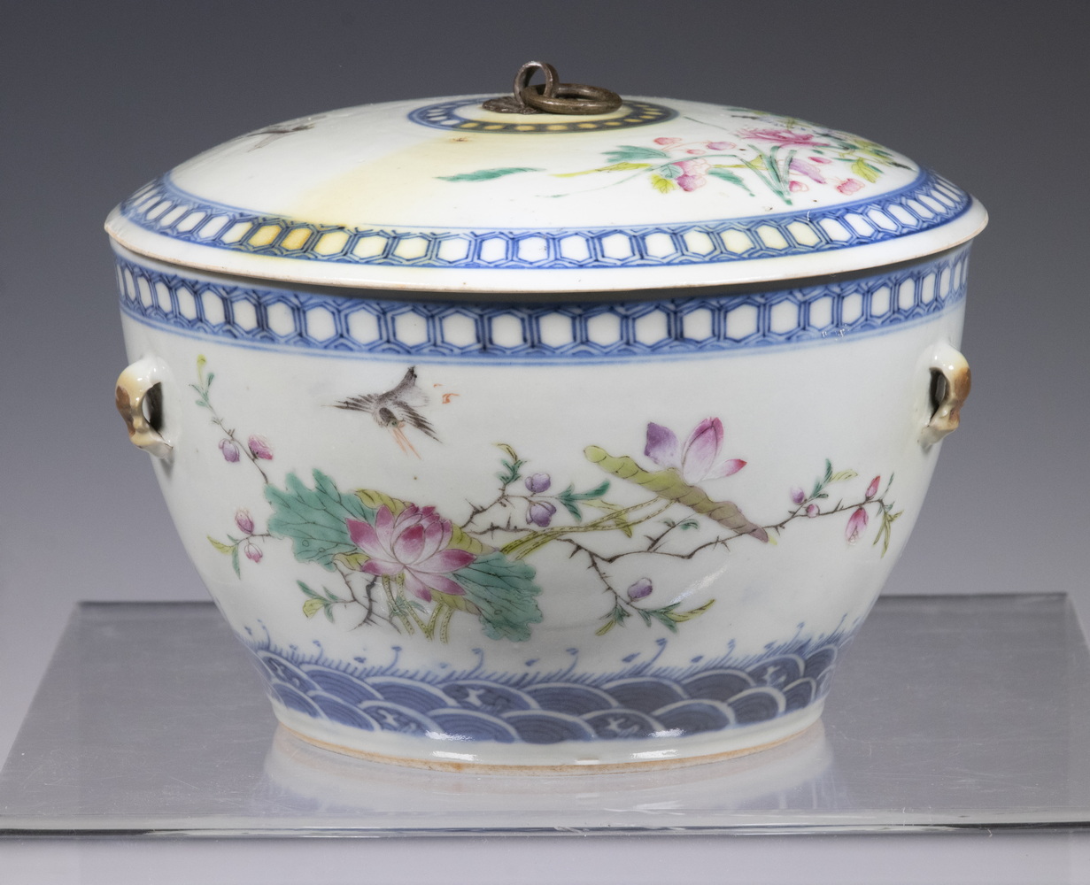 Appraisal: CHINESE EXPORT PORCELAIN LIDDED BOWL Republic Era Famille Rose Porcelain