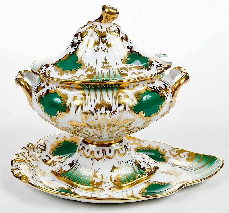 Appraisal: Gilt and Green-Decorated Tureen probably British late th early th