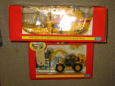 Appraisal: Britains Combine Harvester and JCB S Loadall boxed E