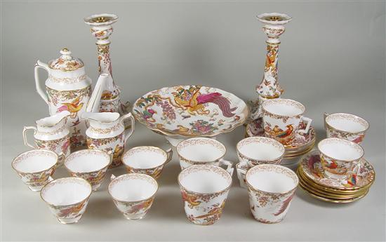 Appraisal: Royal Crown Derby England China Olde Avesbury pattern pieces consisting