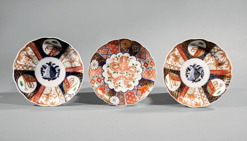 Appraisal: Three Japanese Imari Porcelain Petal Lobed Dishes late th th