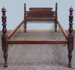 Appraisal: Antique Bed A mid th century American mahogany bed with