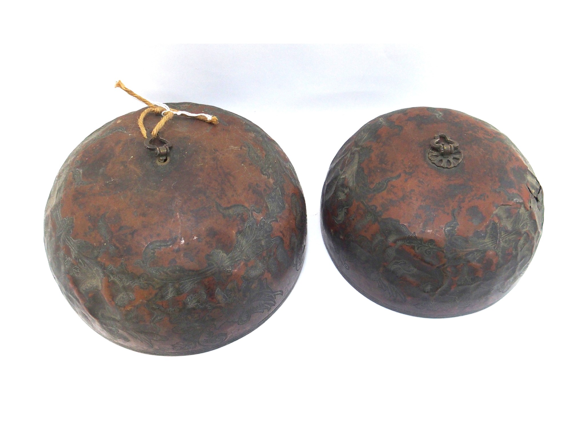 Appraisal: Two Chinese temple bells