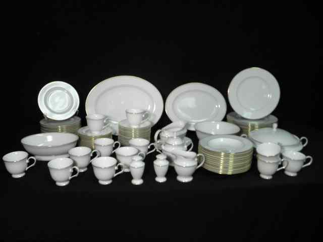 Appraisal: Lenox ''Federal Gold'' dinnerware service for Includes total pieces From