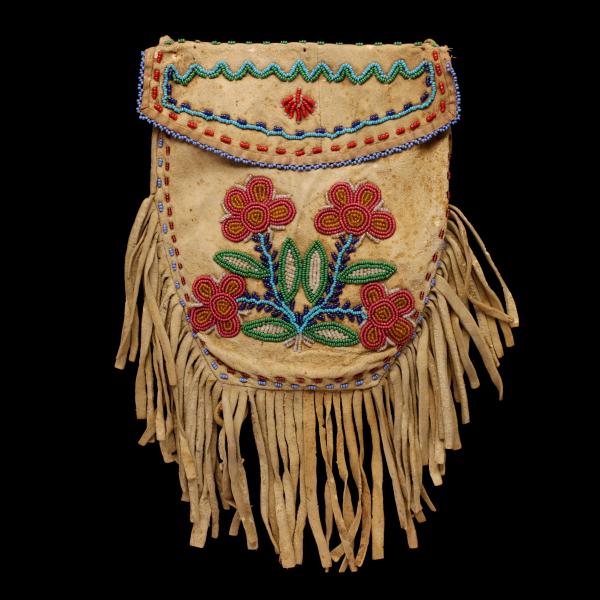 Appraisal: A GREAT LAKES BEADED HIDE POUCH CIRCA The fringed pouch