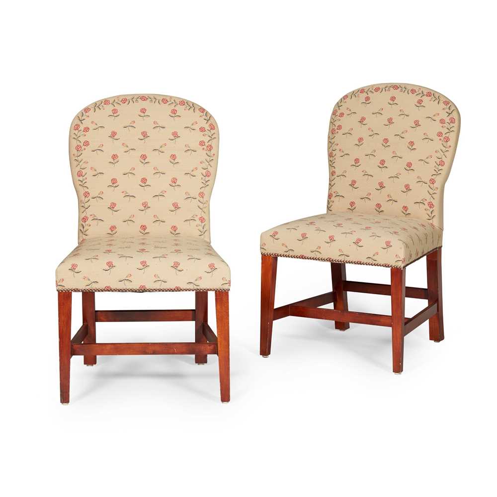 Appraisal: PAIR OF GEORGIAN STYLE UPHOLSTERED SIDE CHAIRS TH CENTURY the