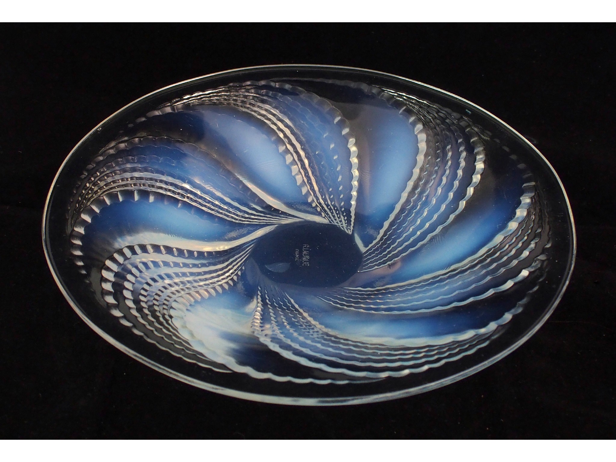 Appraisal: A Rene Lalique Fleurons pattern moulded opalescent glass platecirca shallow