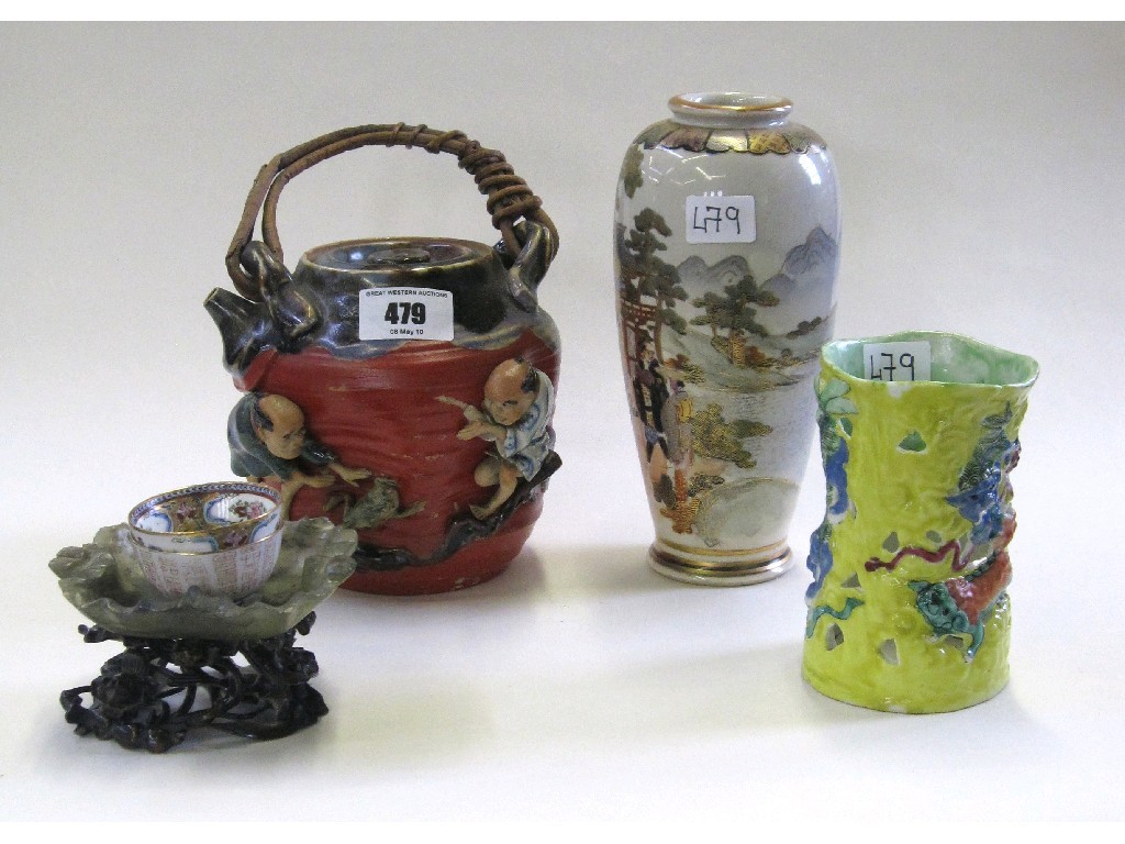 Appraisal: Six pieces of oriental ceramics - Satsuma vase Sumida pottery