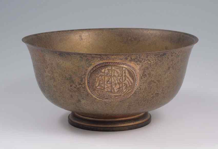 Appraisal: LOUIS C TIFFANY FURNACES FAVRILE GILT BRONZE BOWL Gilt bronze