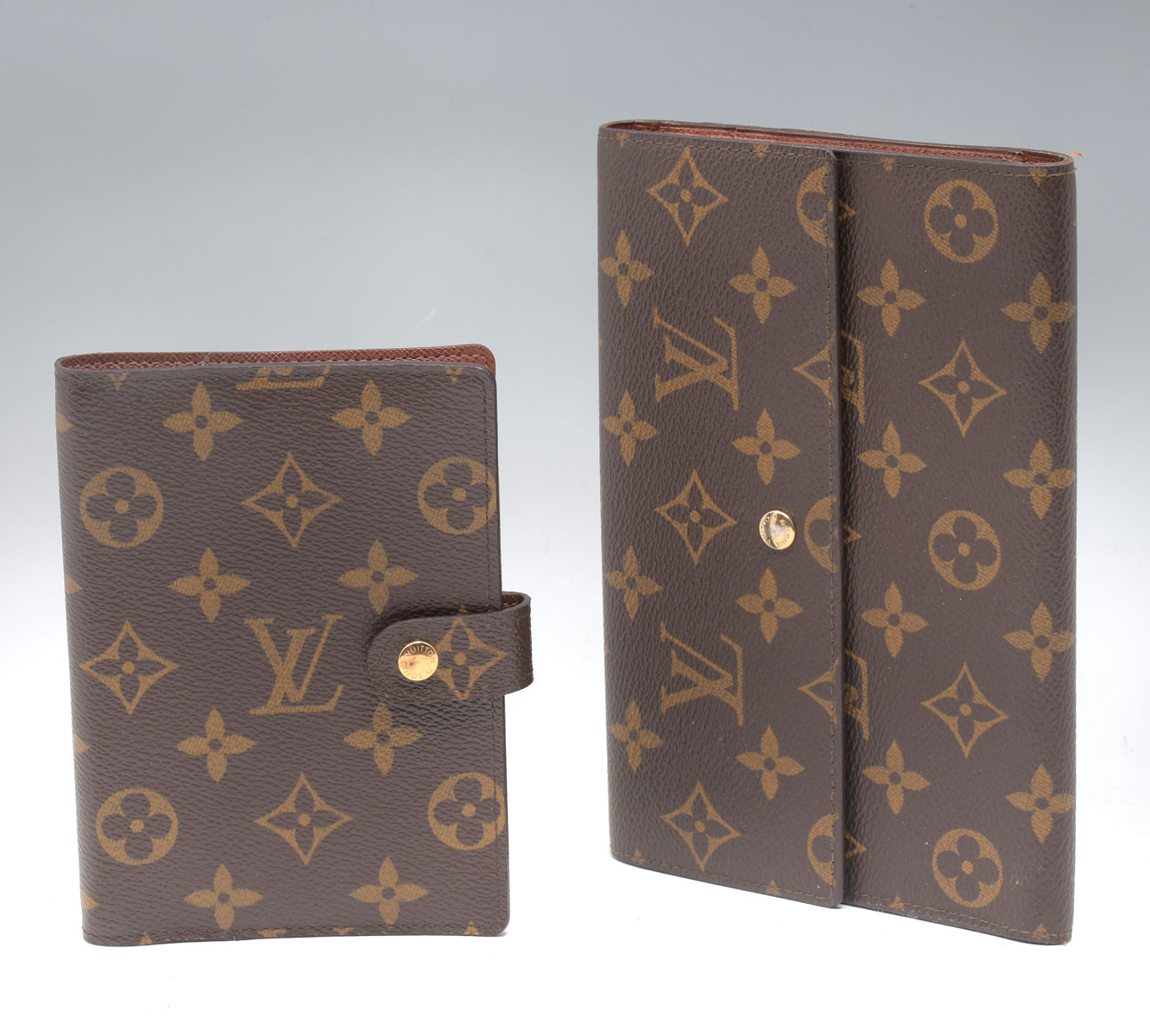 Appraisal: PC LOUIS VUITTON - TRI FOLD WALLET SMALL AGENDA Vintage