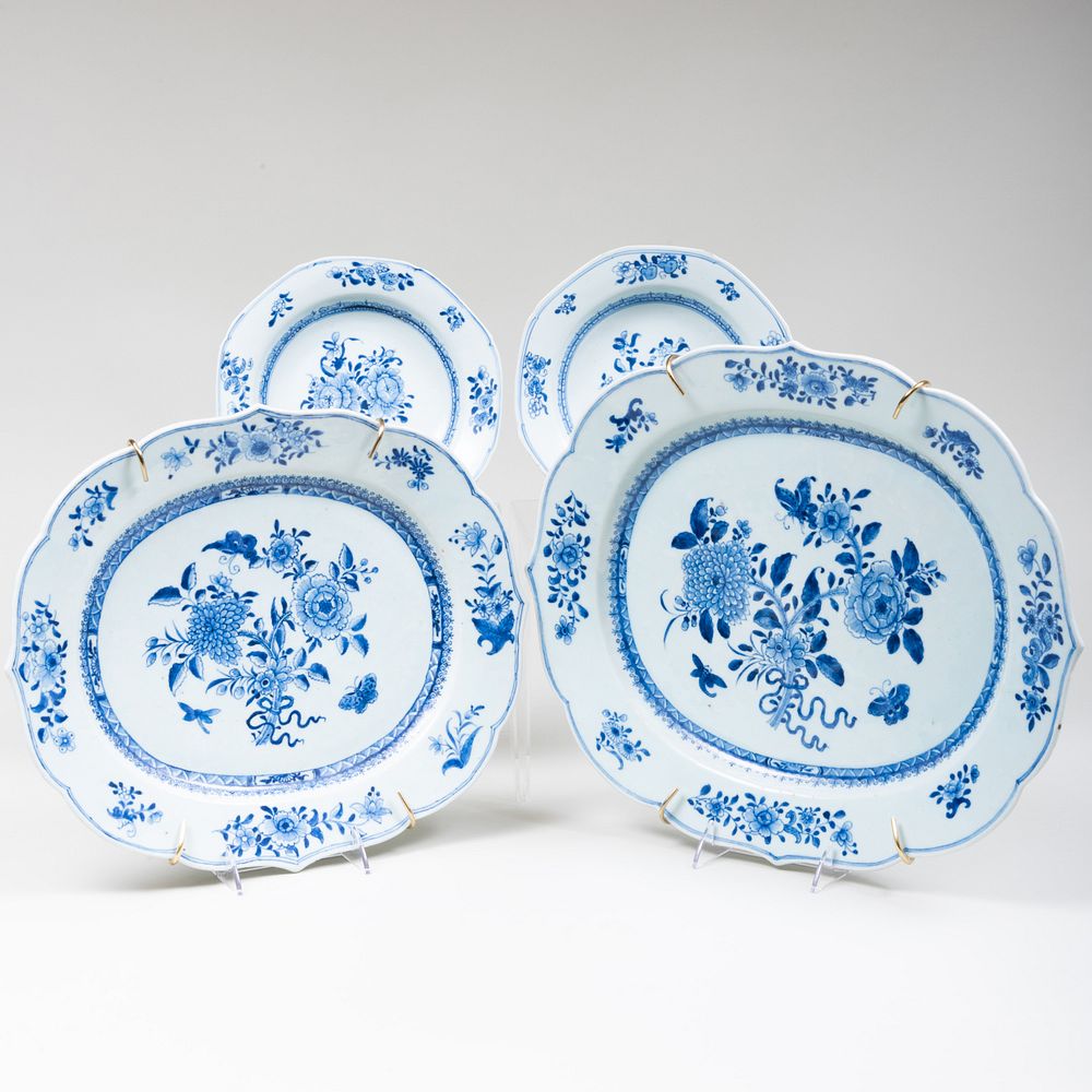 Appraisal: Pair of Chinese Export Blue and White Porcelain Meat Platters