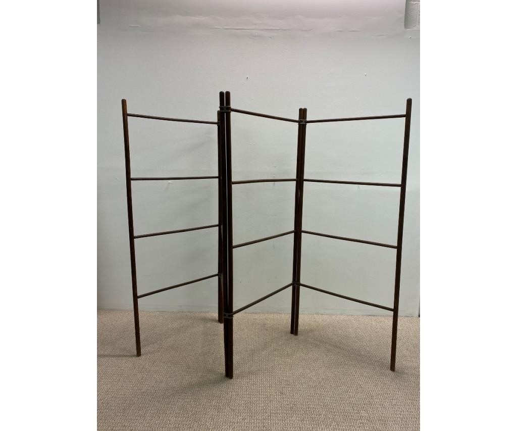 Appraisal: Large four-section wooden quilt rack h x each section