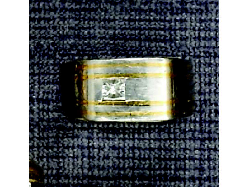 Appraisal: DIAMOND RING Man's platinum ring with k yellow gold trim