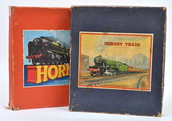 Appraisal: HORNBY TRAIN PASSENGER SET NO O GAUGE AND HORNBY TRAIN