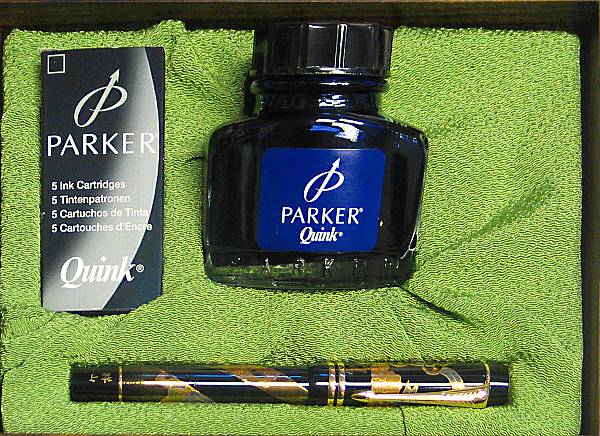 Appraisal: PARKER Maki-e Thunder God Duofold Fountain Pen This beautifully rendered