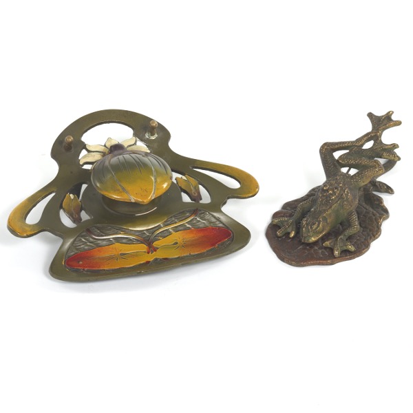 Appraisal: ART NOUVEAU COLD PAINTED LILY POND INKWELL AND LEAPING FROG