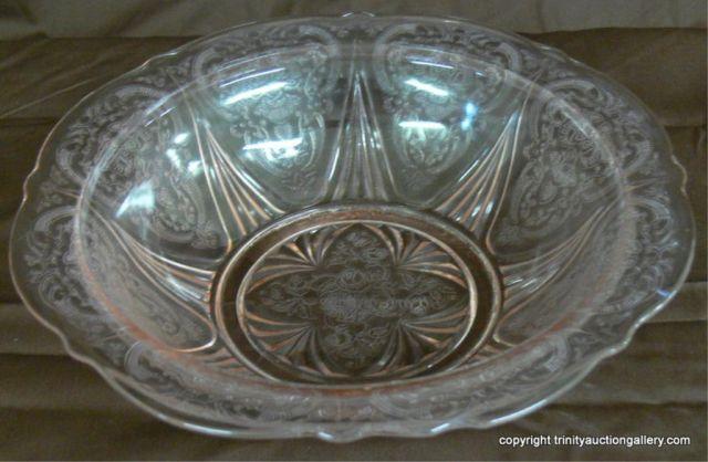 Appraisal: Royal Lace Pattern Pink Depression Glass Serving Bowl in excellent