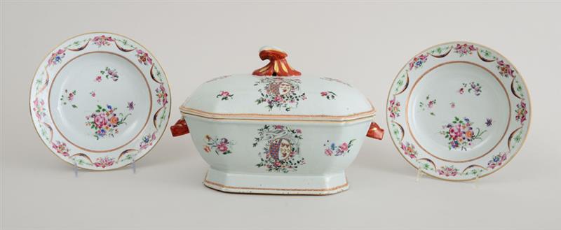 Appraisal: CHINESE EXPORT FAMILLE ROSE ARMORIAL PORCELAIN BOAR'S HEAD TUREEN AND