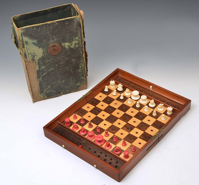 Appraisal: A JAQUES SON LONDON PATENT IN STATU QUO TRAVELLING CHESS