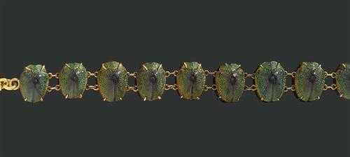 Appraisal: AMETHYST-BRILLANT-RING um Weissgold Eleganter Ring die Schauseite besetzt mit Amethyst-Cabochon