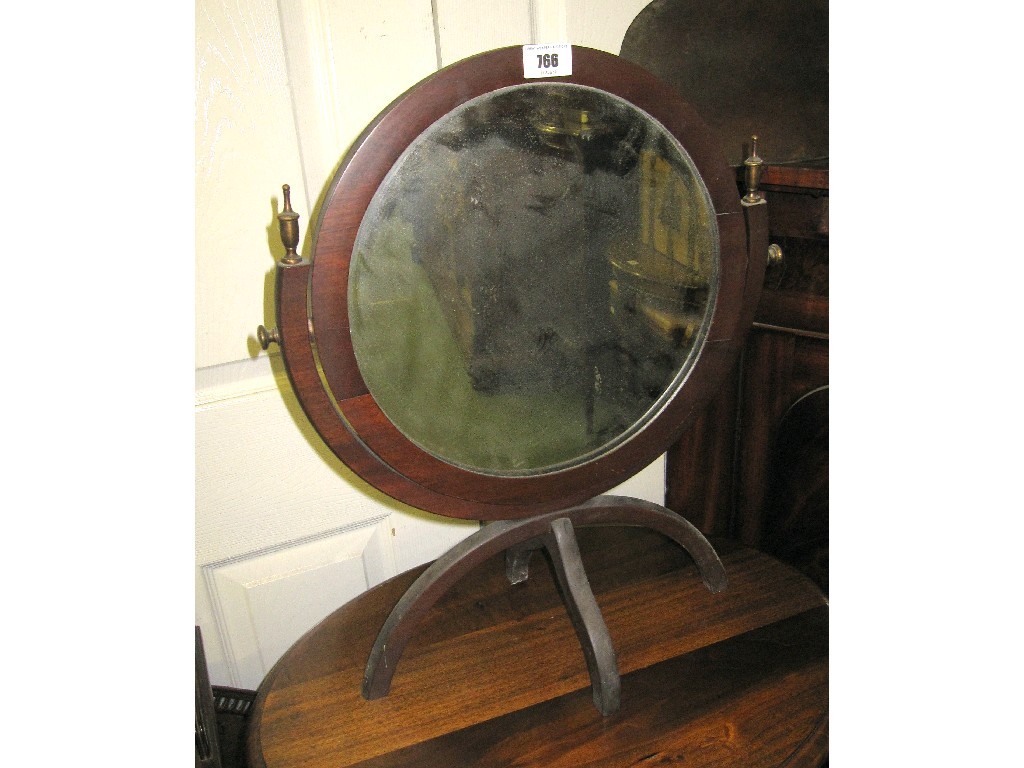 Appraisal: Mahogany shaving mirror