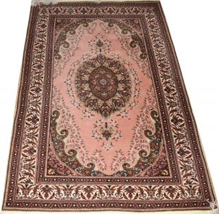 Appraisal: TURKISH RUG COTTON AND WOOL TURKISH RUG COTTON AND WOOL