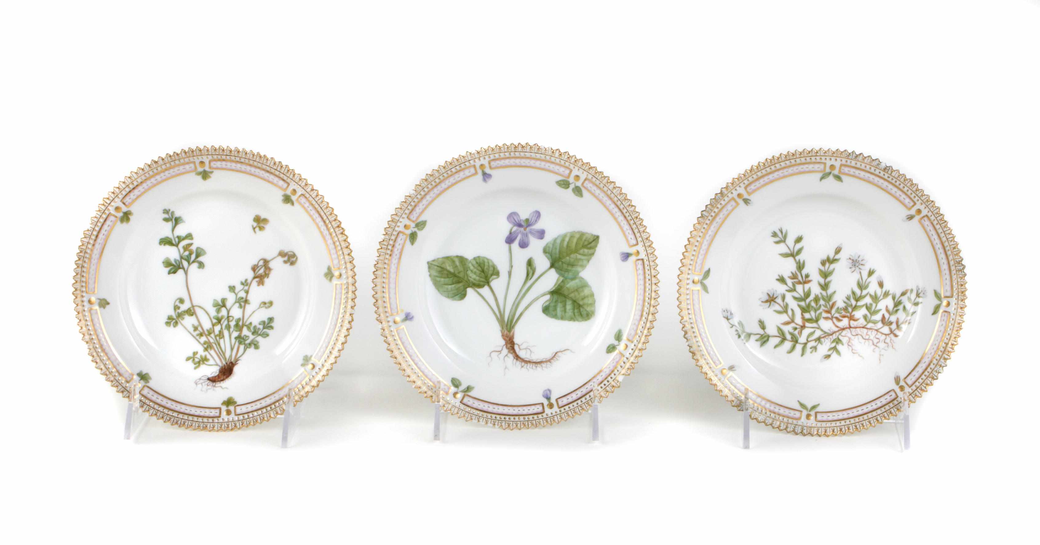 Appraisal: A set of nineteen Royal Copenhagen Flora Danica bread and