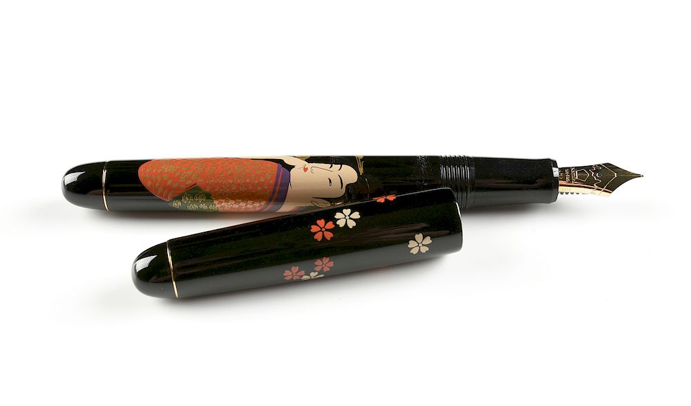 Appraisal: A NAMIKI MAKI-E LACQUER AND K NIB FOUNTAIN PEN JAPAN