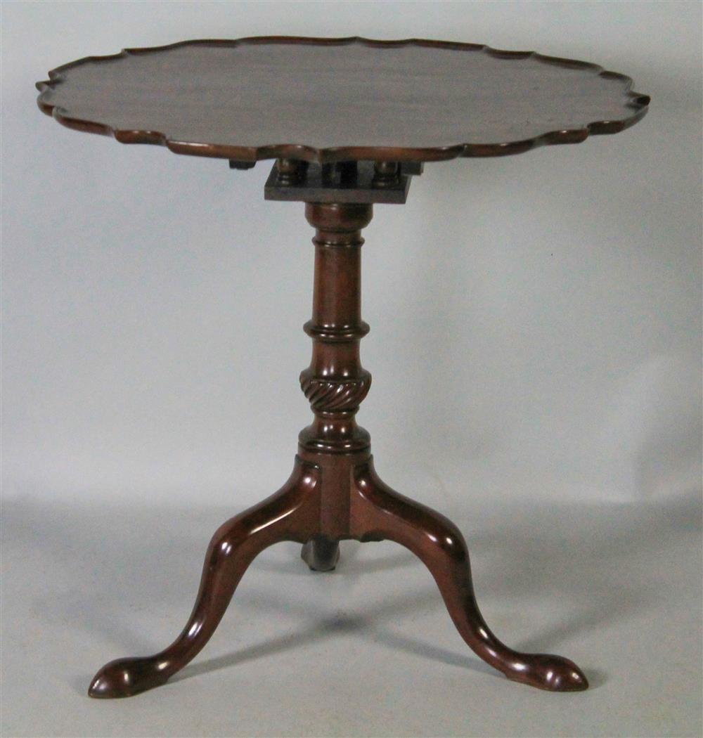 Appraisal: CHIPPENDALE MAHOGANY TILT-TOP TABLE MASSACHUSETTS ca the piecrust tilting top