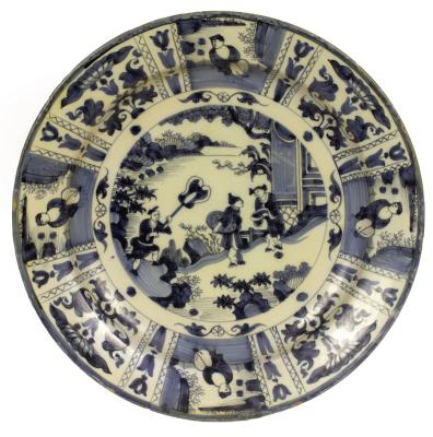 Appraisal: A Delft blue and white dish circa cm diameter