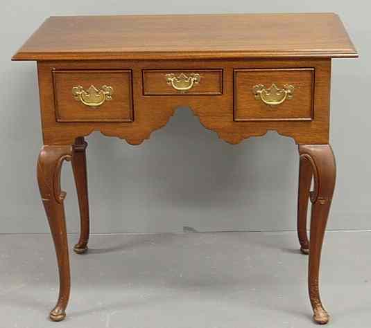 Appraisal: Queen Anne style mahogany lowboy h x w x d