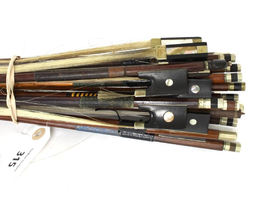 Appraisal: Small bundle of violin bows