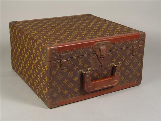 Appraisal: Vintage Louis Vuitton Hard Vanity Camera Case Open interior with