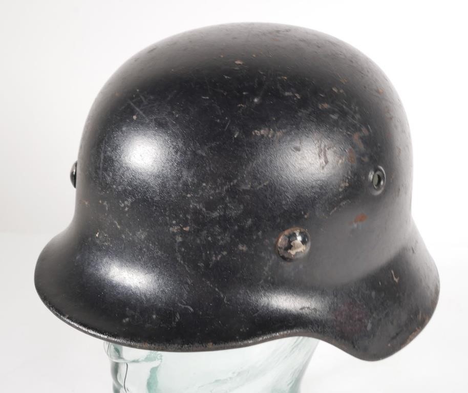 Appraisal: No-decal German army helmet from WWII M- model based on