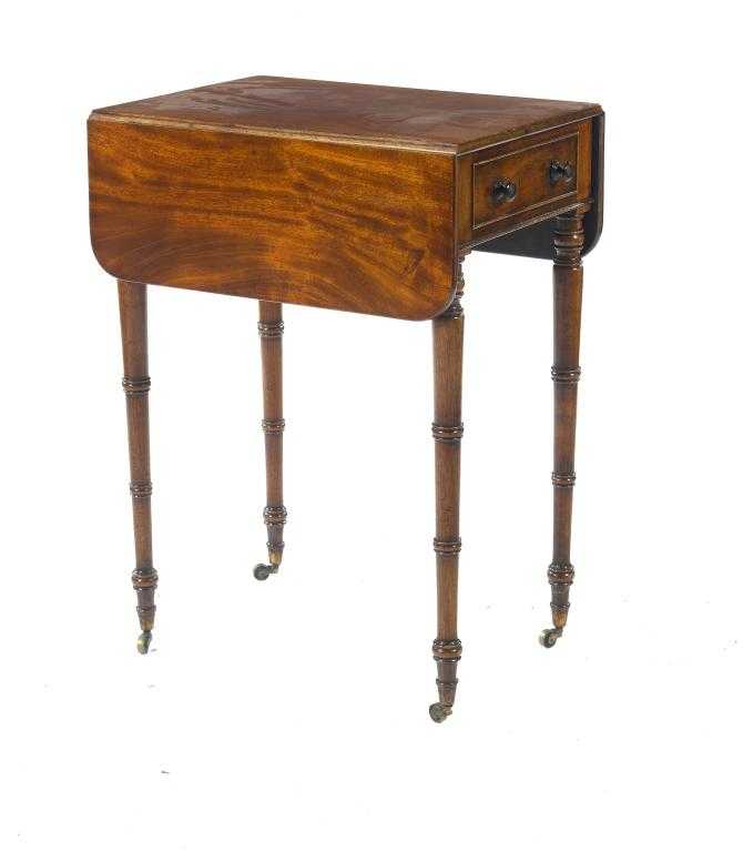 Appraisal: A GEORGE IV MAHOGANY DROP LEAF TABLE fitted with a