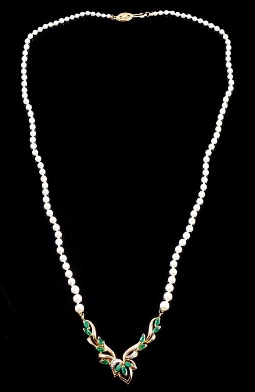 Appraisal: K yellow gold necklace contains round brilliant cut diamonds Ct