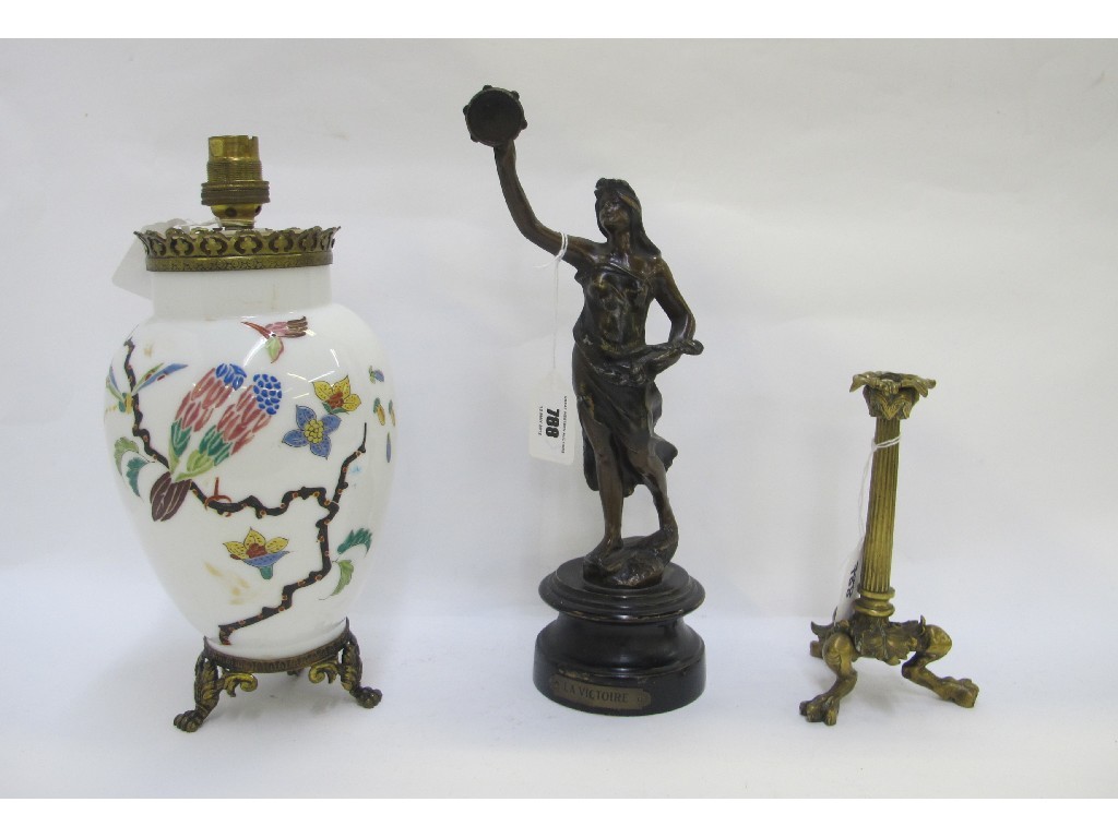 Appraisal: Painted glass table lamp bronzed spelter figure 'La Victoire' and