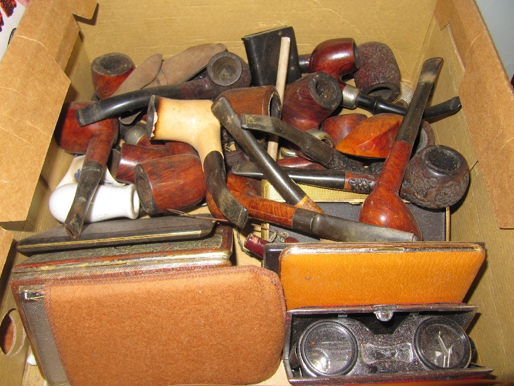 Appraisal: Box of pipes and cigarette cases