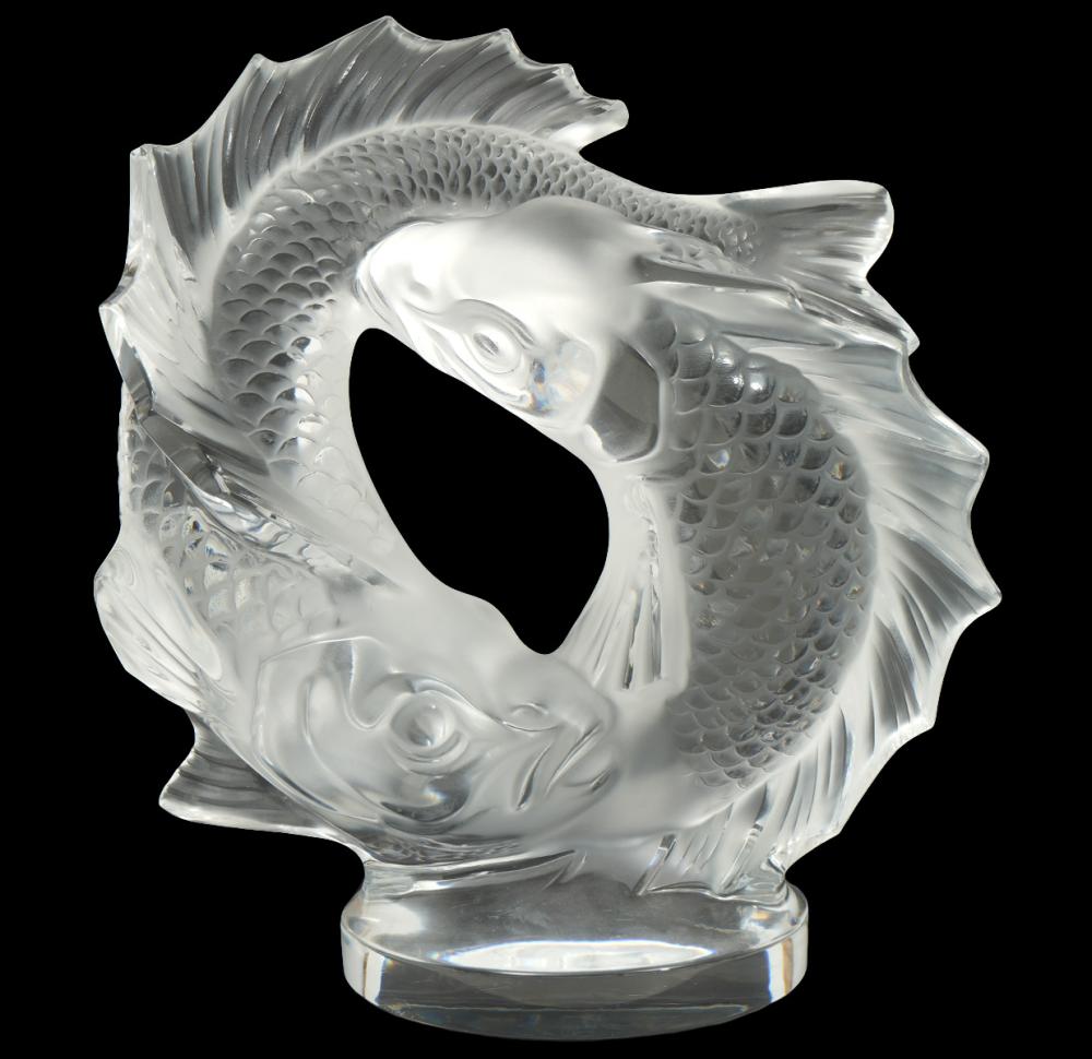 Appraisal: LALIQUE CRYSTAL 'DEUX POISSON' SCULPTURELalique 'Deux Poisson' clear frosted crystal