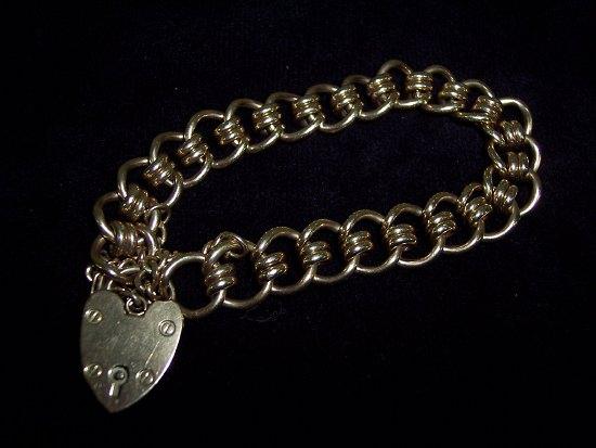 Appraisal: A ct gold bracelet the twisted link chain to a