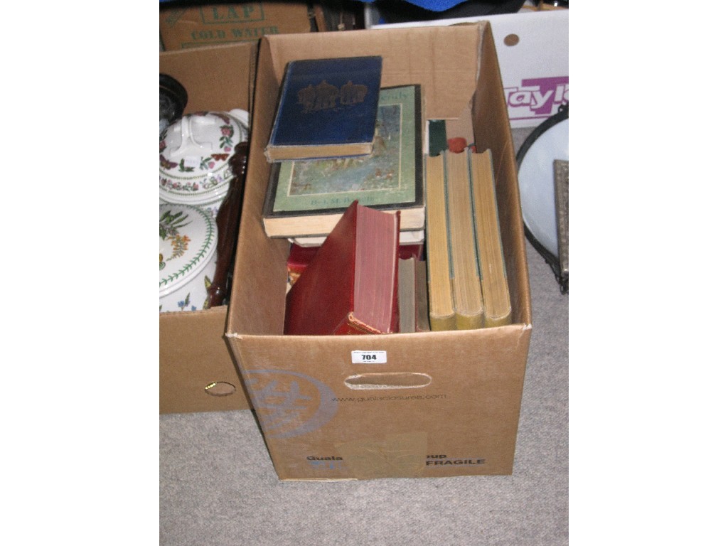 Appraisal: Box of books