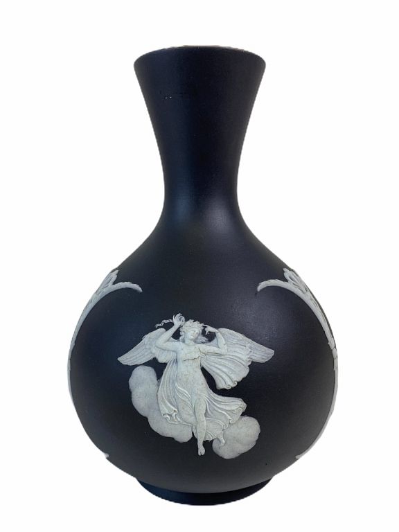 Appraisal: England Wedgewood Vase England Wedgewood Vase Measures inches