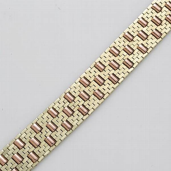 Appraisal: A k bicolor gold bracelet weighing approximately g length in