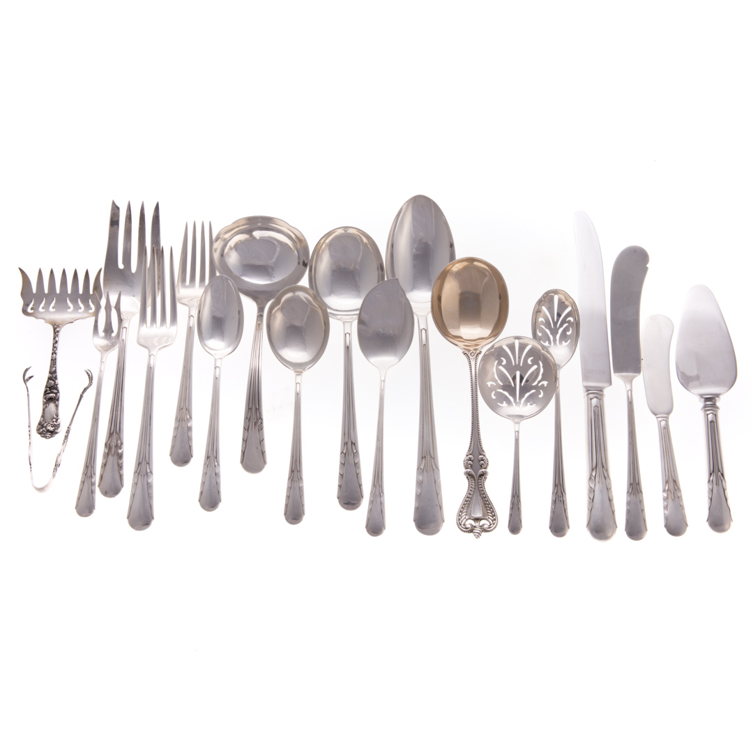 Appraisal: International Orchid sterling -pc flatware comprising knives in L stainless