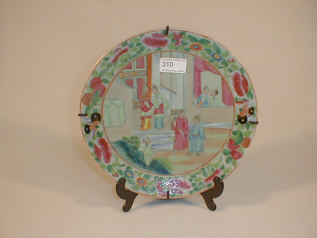 Appraisal: A Chinese famille rose plate decorated with figures on a