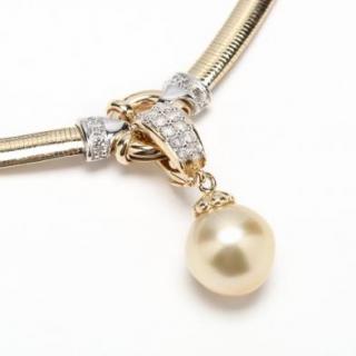 Appraisal: KT Gold Diamond and Pearl Necklace the yellow gold Omega