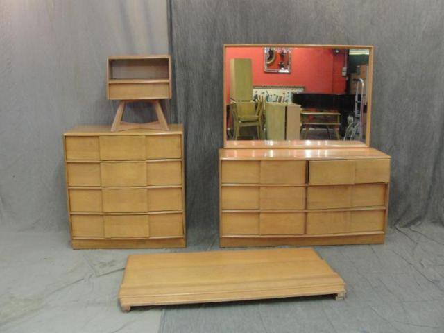 Appraisal: HEYWOOD WAKEFIELD Midcentury Blonde Wood Bed Set Mirror- h x