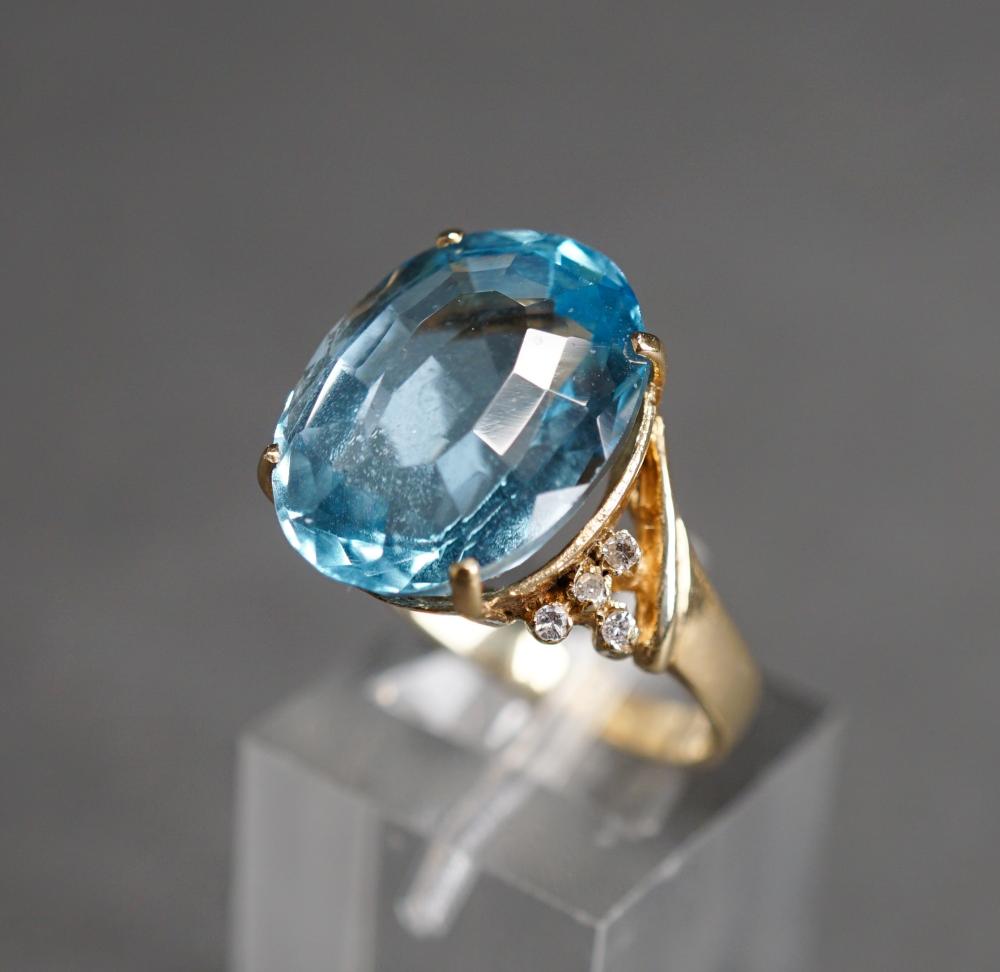 Appraisal: -KARAT YELLOW-GOLD AND BLUE-TOPAZ RING GROSS DWT SIZE -Karat Yellow-Gold