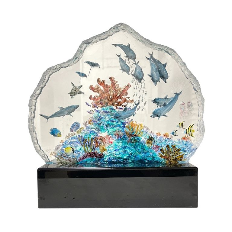 Appraisal: Large Aquarium Lamp Cut glass aquarium lamp depicting marine scene