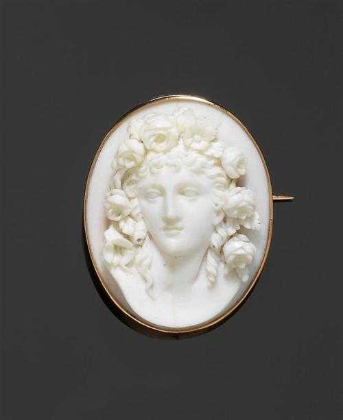 Appraisal: CAMEO BROOCH ca Pink gold Decorative brooch with oval white